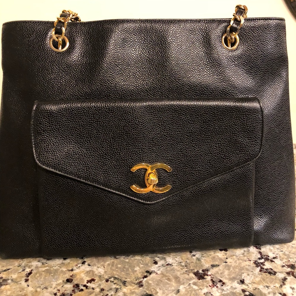 Chanel caviar tote